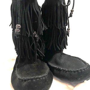 * MINNETONKA *  2-Layer Fringed Boots Size 10